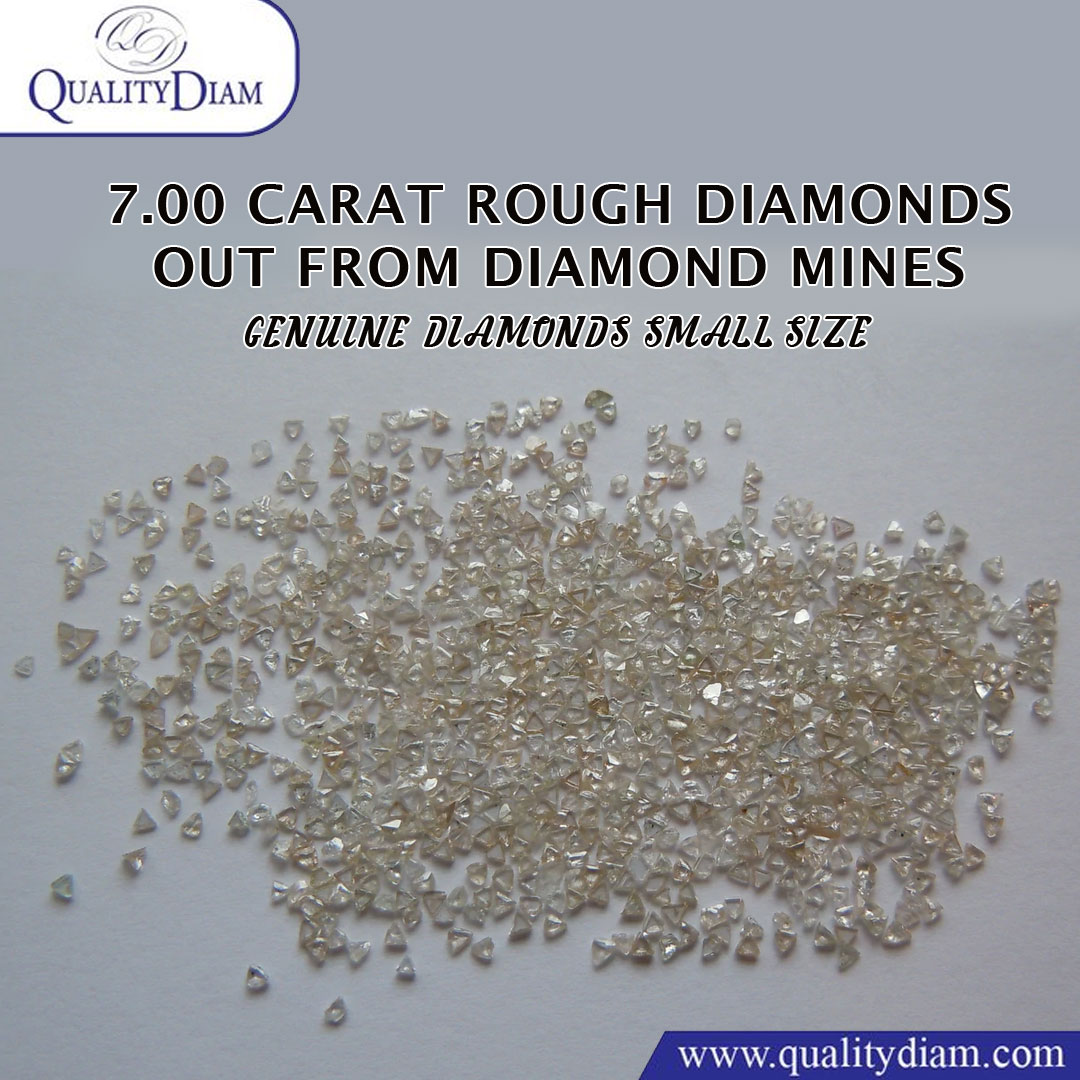 7.00 Carat Rough Diamonds Out From Diamond Mines 

NUMBER OF DIAMOND(S): Approximately 650 diamonds.
WEIGHT: 7.00 Carat
COLOR: Light Brown and Brown.

qualitydiam.com/collections/al…

#diamondcarats #naturaldiamonds #diamondmines #diamondsout #whitediamond #trianglediamonds