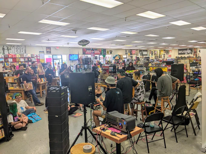 Image from Zia Records (@ZiaRecords)