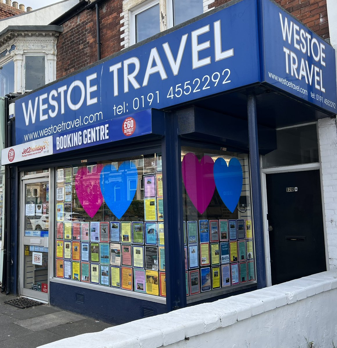 westoetravel's tweet photo. Than you to @cvnprint #SouthShields for making the Pink and Blue hearts for our @westoetravel shop window
@chloeandliam24t #PinkandBlueDay #22May https://t.co/okwTKfHp32