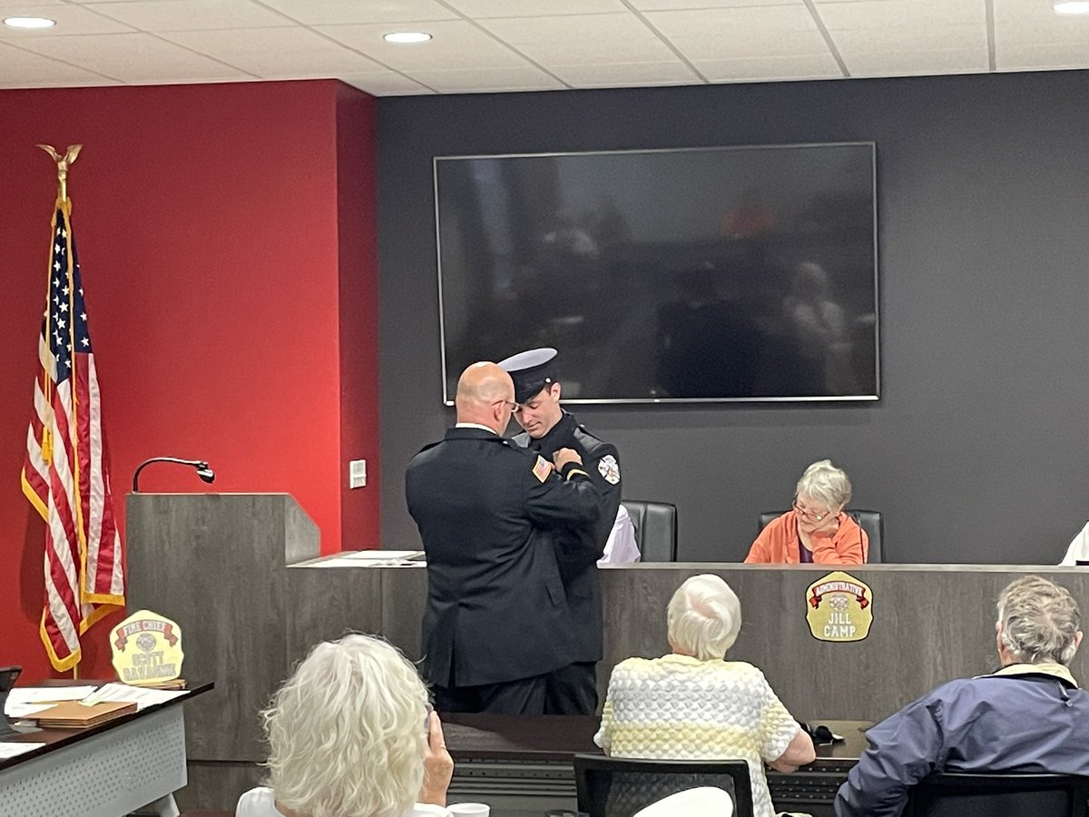 HuntleyFireDist tweet media