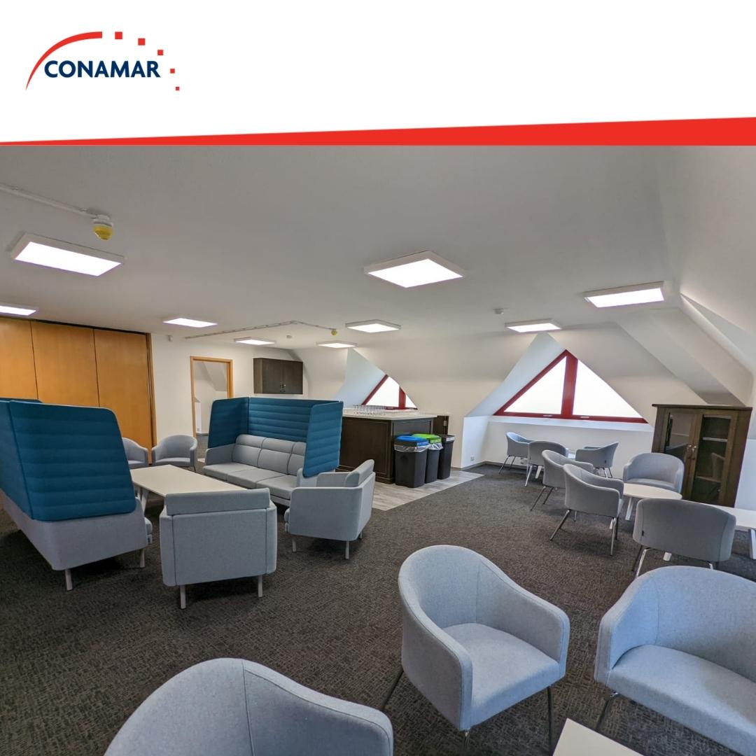 ConamarBuild's tweet image. The handover of @BroxbourneBC’s Head offices at Bishops&apos; College was a great success – around 150 people attended and joined us with a chip stall to celebrate the opening &amp;amp; the project received praise all round!

#refurbishment #construction #officerefurb