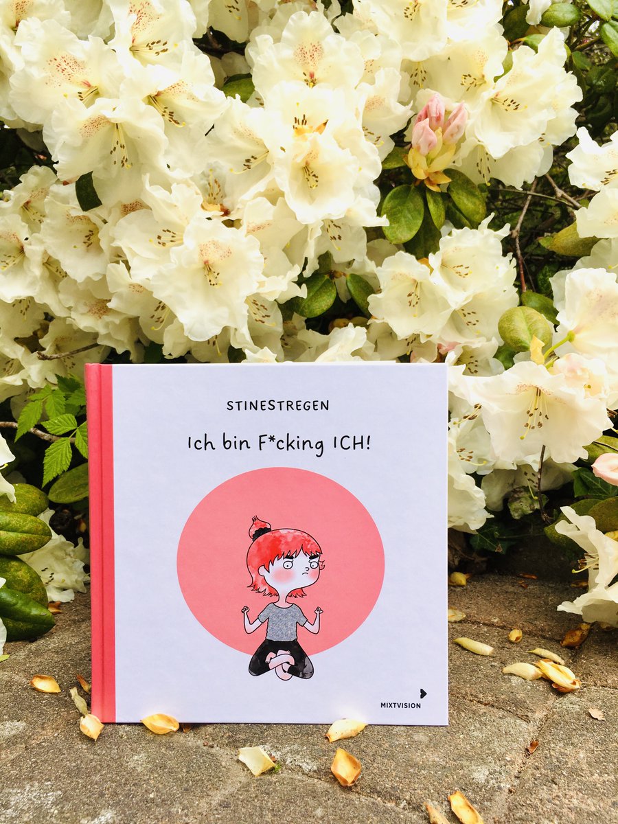 DuftvonBuechern's tweet photo. @StineStregen hat mit "Ich bin f*cking ICH!" ein Comicbuch geschrieben,das ich euch ans Herz legen kann. In diesem Buch geht es um das Gefühlschaos in der Pubertät. Aber auch als Erwachsener findet man sich hier wieder. Hier geht es zur Rezension: https://t.co/Nny39nCJFU https://t.co/5giDjnCpIr