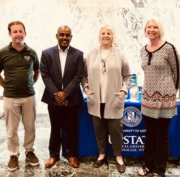 dinerdialogues's tweet photo. Great to see the terrific #tick team from #Syracuse in #Albany to bring attention to #lyme & #tickborne illnesses. @Thangamani_Lab @CnyLyme @sunyesf #GetTickedOff https://t.co/gXtLYI48xE