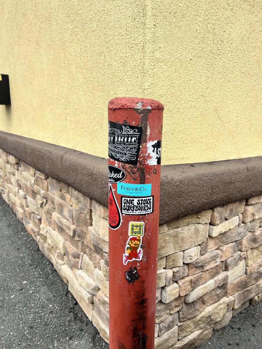 DMNDCryptoDunks's tweet image. Diamond Crypto Dunk Mario posted in Costa Mesa CA.

#diamondcryptodunks #dcd #vvs1 #nft #NFTCommmunity #web3 #diamondsupplyco