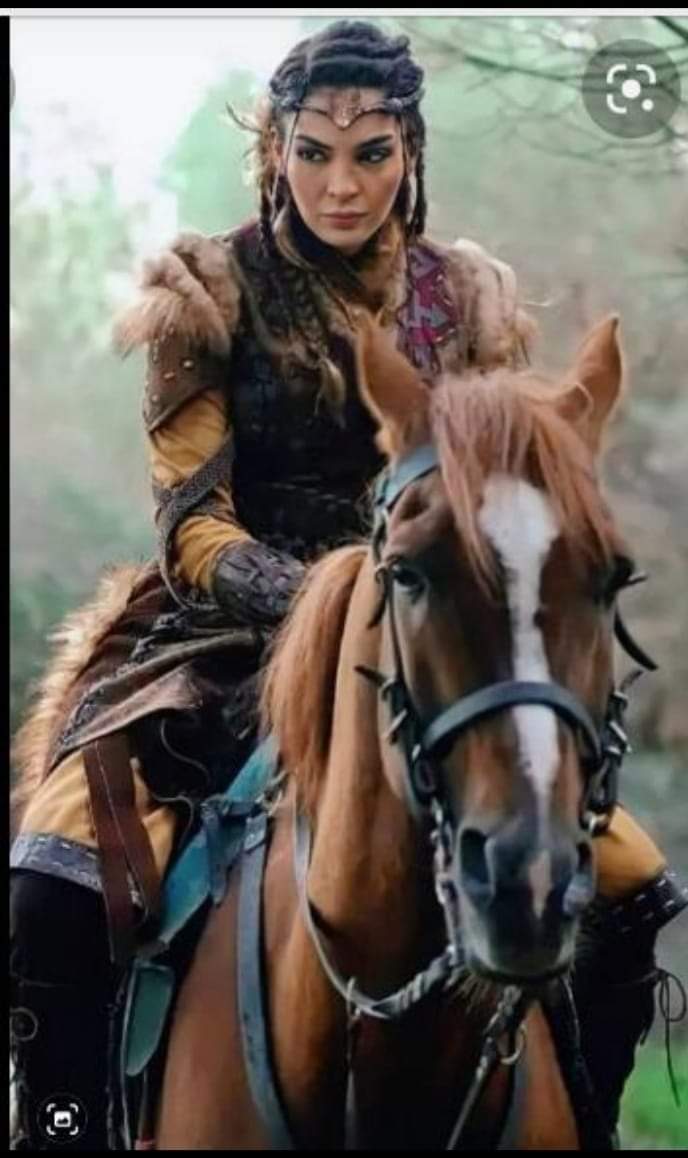GinaMordini's tweet photo. #Destan
#SevdamızDestandır 
Nuestro Amor es Épico 
#EbruŞahin Akkız https://t.co/A9P5grmxT3