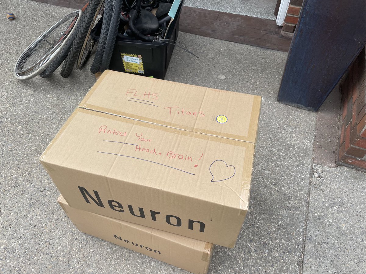 Look what’s on the way to you ⁦<a href="/ForestLawnHigh/">Forest Lawn High</a>⁩ 20 Bike Helmets from ⁦<a href="/rideneuron_ca/">Neuron Canada</a>⁩ Thanks ⁦<a href="/SABISCalgary/">SABIS Calgary</a>⁩ !