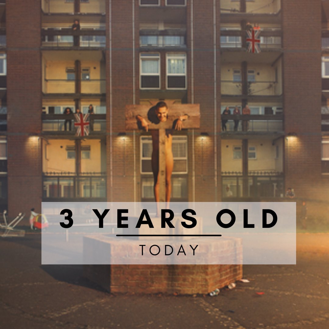 RhythmandBars's tweet photo. 3 years ago @slowthai dropped his first album There's Nothing Great About Britain. A project that put him on the map worldwide. 
With witty lyricism and a collective mix sound-wise Ty really showed the world what he was made of grabbing a lot of attention.

#Slowthia #NGAB https://t.co/seUZ1BlwzS