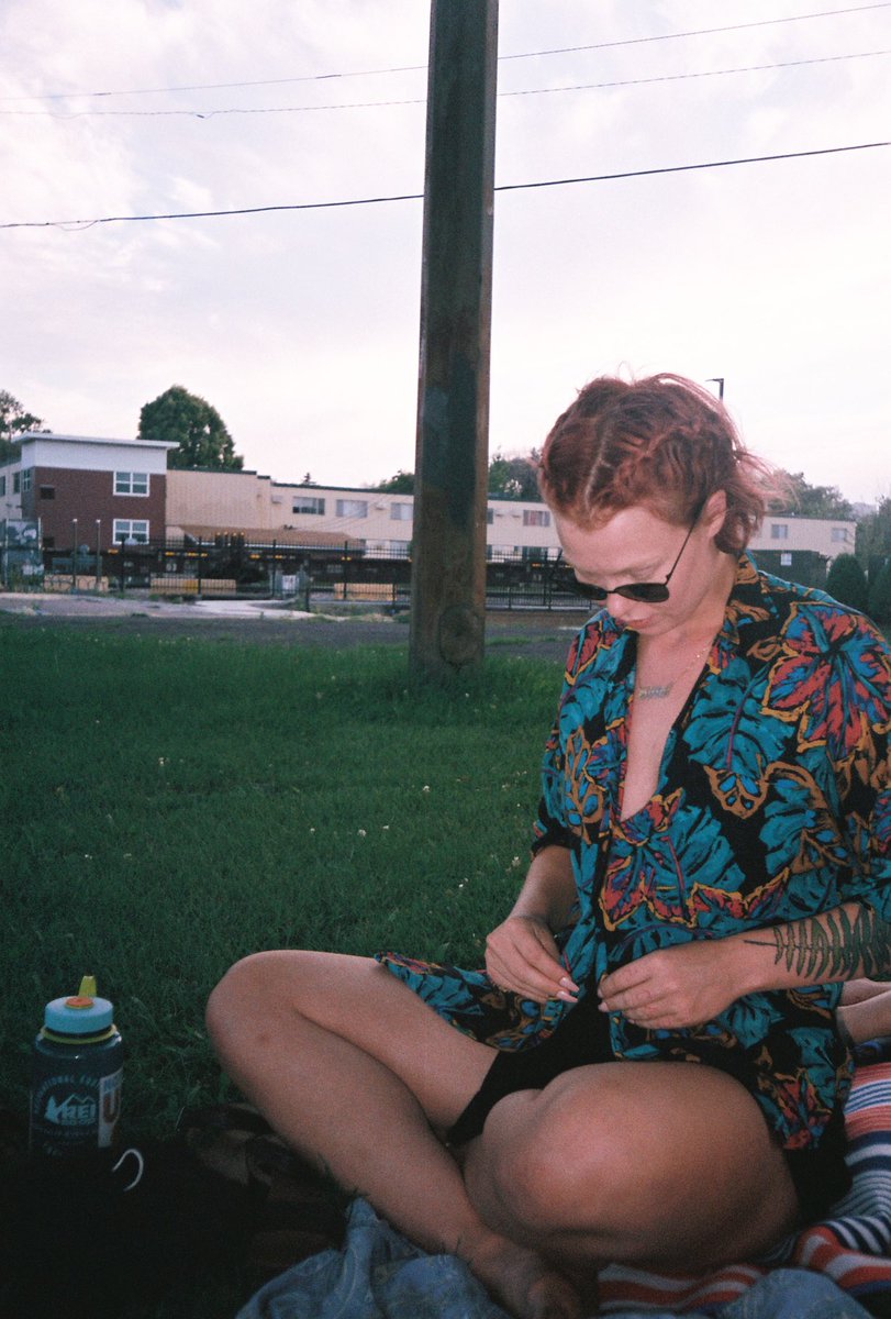 PhotographyPoff's tweet photo. Summer picnics ❤️ #35mmfilm https://t.co/8tdIPb2SmD
