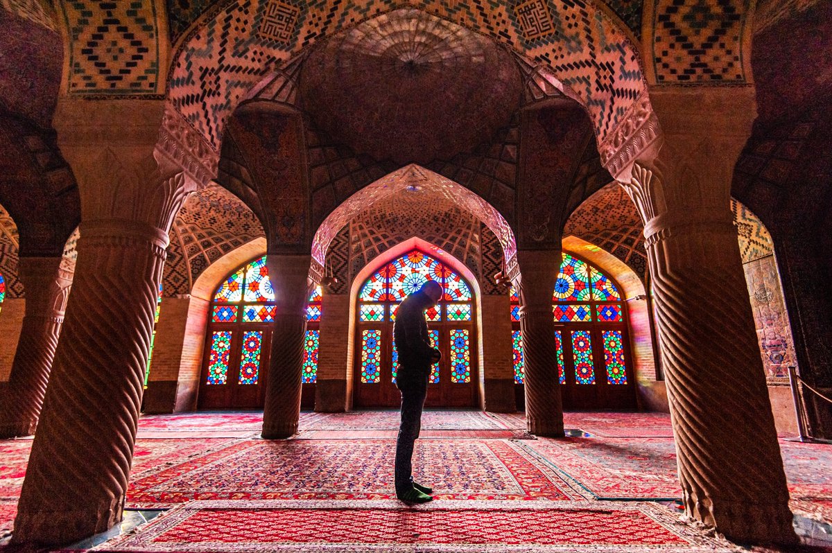 SuleymanTutus_'s tweet photo. @rezazare__ Take a look at the mystical world of the East.  
I would love for you to see my Iranian Dream collection.

8 pieces
1/1
0.15 ETH

#NFTCommunity 
#nftphotography 
#OGCollective

https://t.co/uAagcgaJRC https://t.co/hcveki7srz