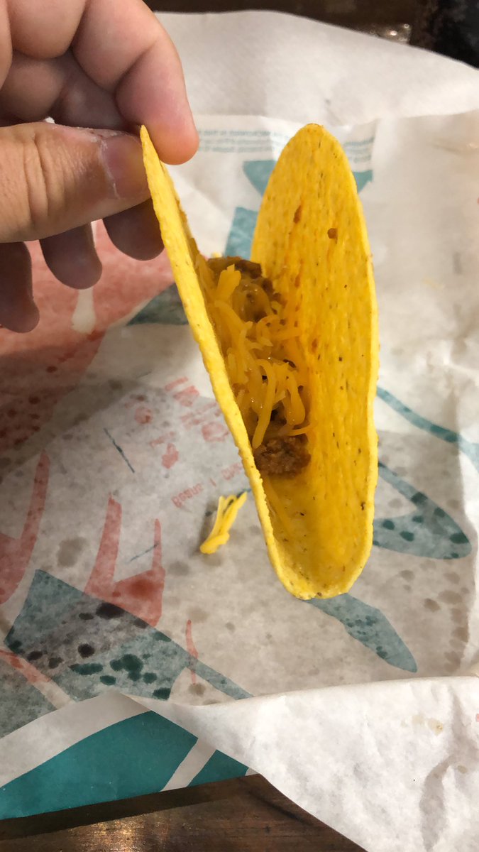 jvandy83's tweet photo. @tacobell inflation hitting you too? https://t.co/fGChdp27ip