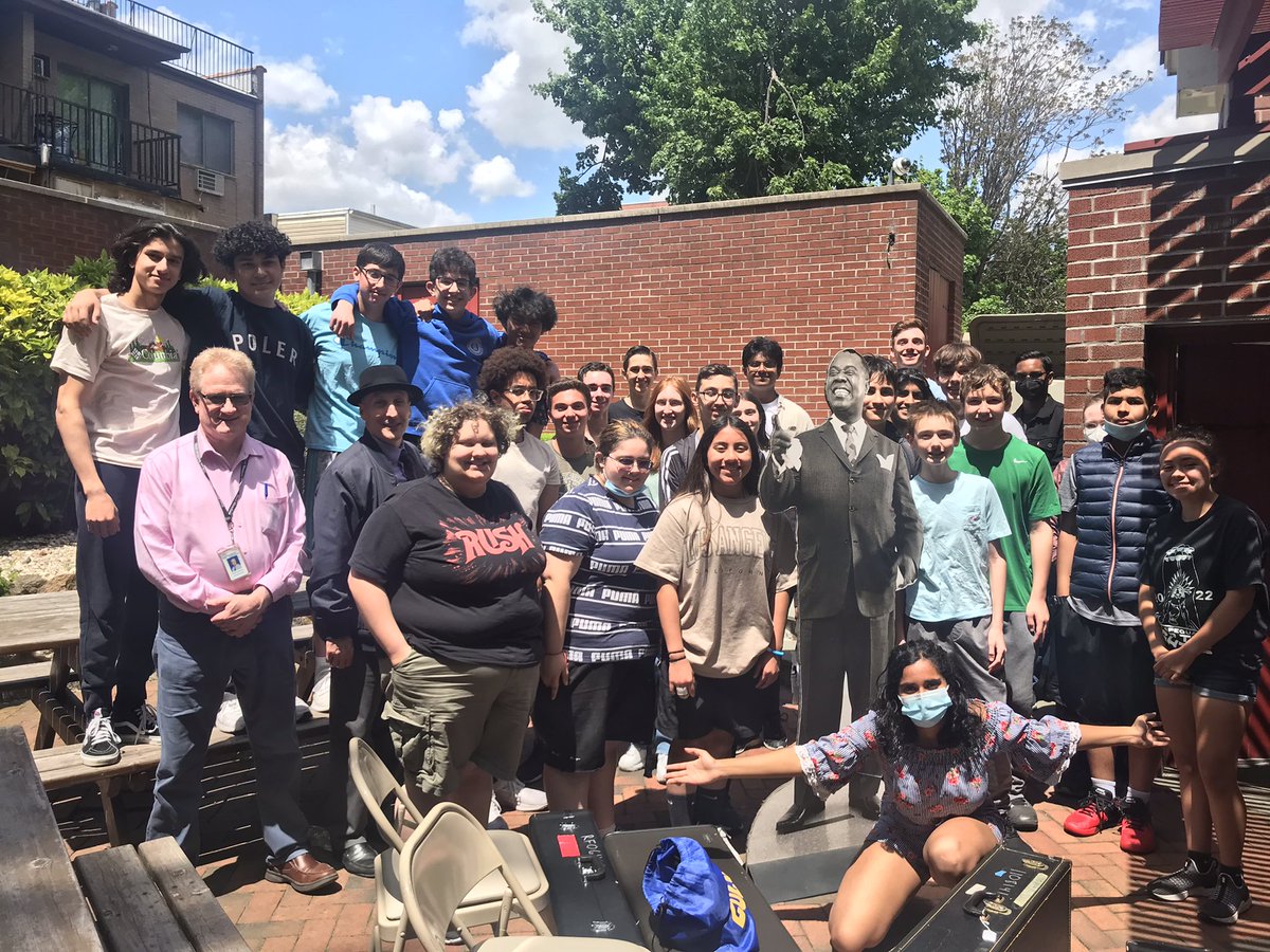 East Meadow HS Music tweet media