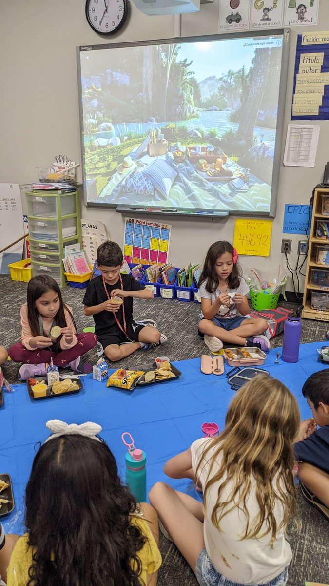 Having an inside picnic to share like a big family...🥰💜🧃🍕🌮
