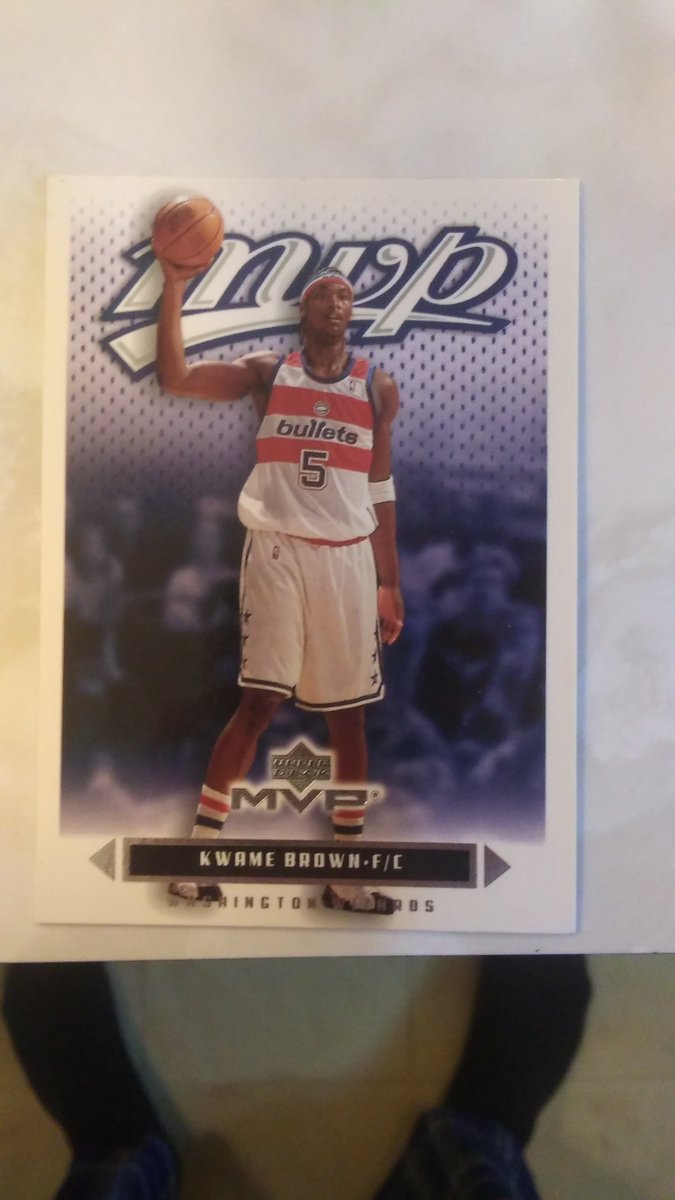 QuenceGotSocks's tweet photo. Stopped by my dad's place and was looking at some old cards and found this gem 😆 https://t.co/YE7PpdHcwR