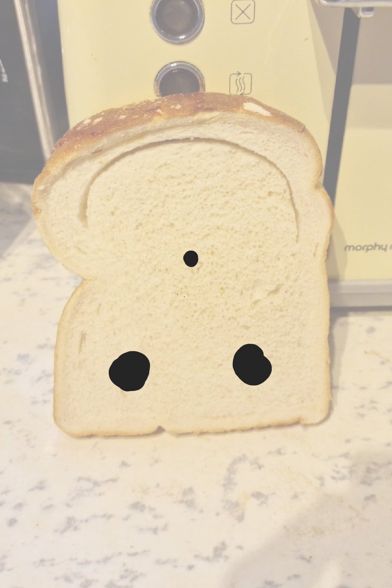 j1pper's tweet photo. @Tesco Your bread made me feel like it looks. Think there's something wrong with your dough.... https://t.co/vBihKJuQGg