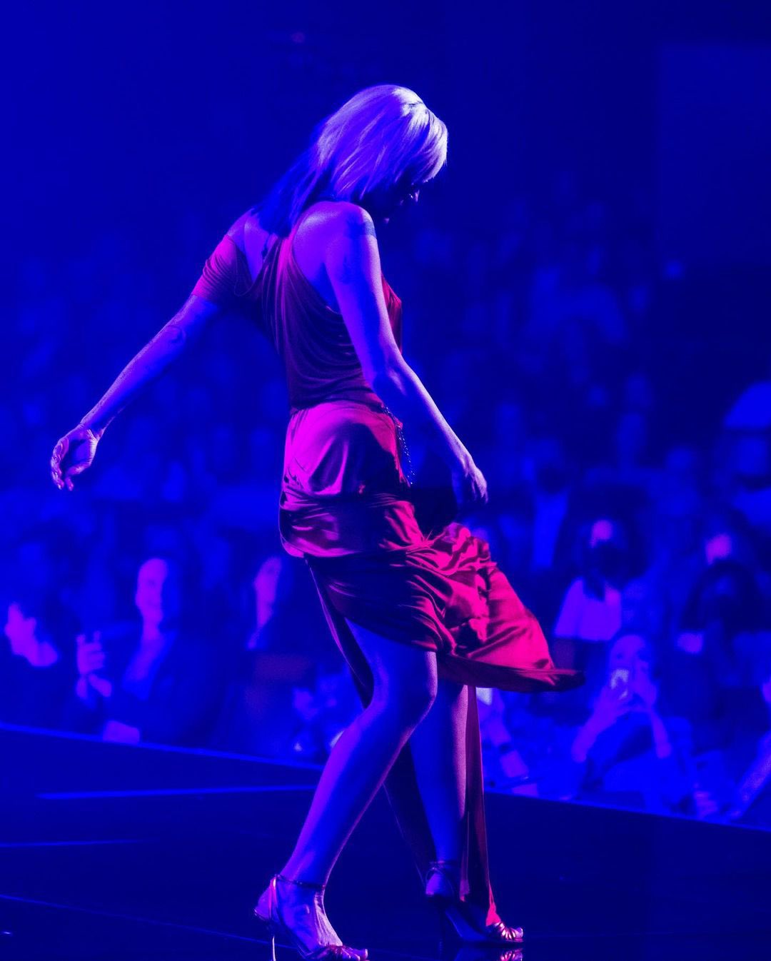 Miley Cyrus on Twitter: "https://t.co/vzfUvTx0ZD" / Twitter