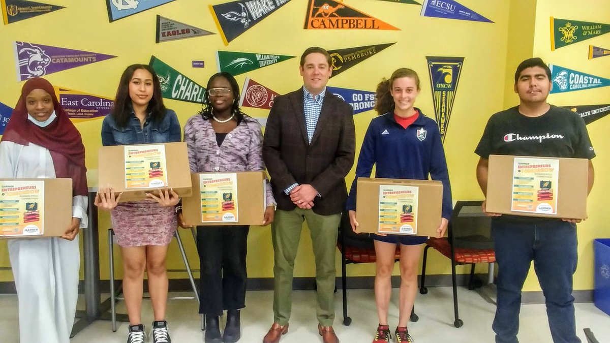 sghscareerserv's tweet photo. Thank you @GarnerEconDev for sponsoring the 2021-2022 Garner Entrepreneurs of Tomorrow. Our @SouthGarnerHS students enjoying participating in the program and making their business pitches (virtually). They also love their reward, new laptop computers!! https://t.co/zrdiGkZCgH