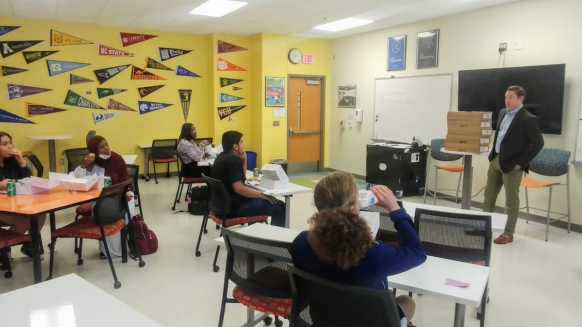 sghscareerserv's tweet photo. Thank you @GarnerEconDev for sponsoring the 2021-2022 Garner Entrepreneurs of Tomorrow. Our @SouthGarnerHS students enjoying participating in the program and making their business pitches (virtually). They also love their reward, new laptop computers!! https://t.co/zrdiGkZCgH