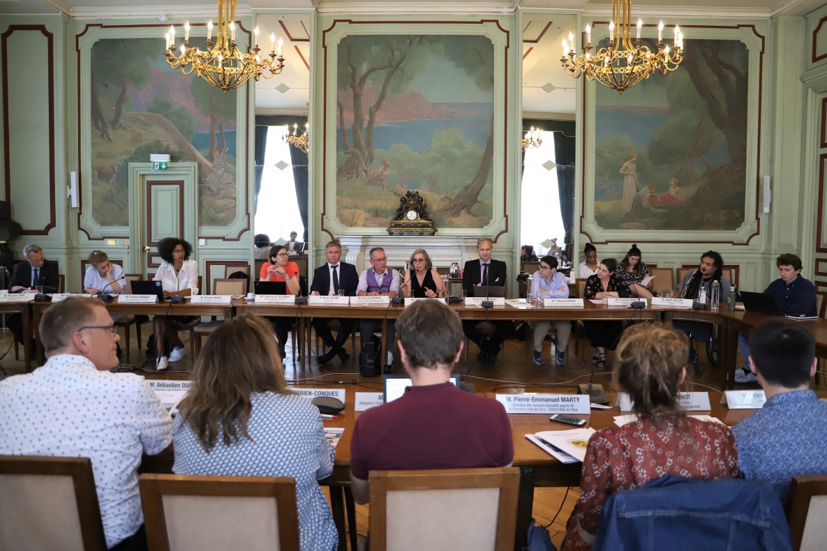 CKerrero's tweet photo. En route pour @Paris2024 ! Avec plus de 200 établissements labellisés, l'@academie_paris dépasse les objectifs nationaux ! Quel plaisir et quelle fierté de tous vous remercier pour votre engagement au service des valeurs et des bienfaits du sport. #Paris2024 https://t.co/yOhWAZwaof