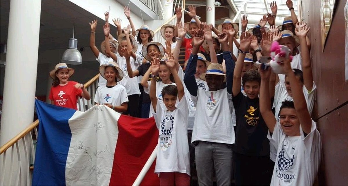 CKerrero's tweet photo. En route pour @Paris2024 ! Avec plus de 200 établissements labellisés, l'@academie_paris dépasse les objectifs nationaux ! Quel plaisir et quelle fierté de tous vous remercier pour votre engagement au service des valeurs et des bienfaits du sport. #Paris2024 https://t.co/yOhWAZwaof