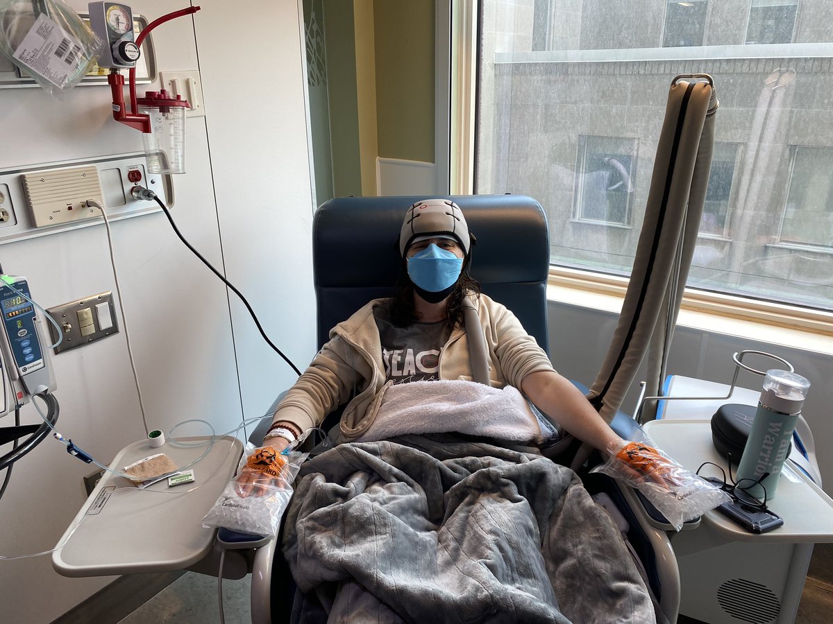 Cari Haim tweet media