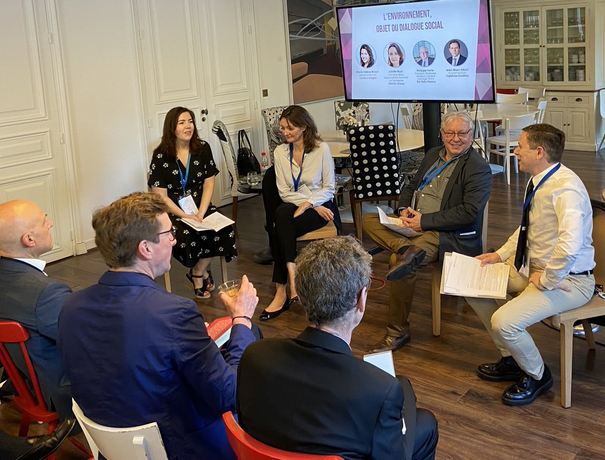 OgletreeFrance's tweet photo. ♻️ 𝗟𝗘𝗔𝗗𝗘𝗥𝗦𝗛𝗜𝗣 &amp; 𝗦𝗧𝗥𝗔𝗧𝗘𝗚𝗜𝗘 #𝗥𝗛 | @AlbiolJm #Avocat Associé @ogletreefrance #DroitSocial est intervenu à la matinale consacrée à « l’#environnement, objet du #dialoguesocial » aux côtés de Juliette Muyl @navalgroup et Philippe Ferrie @RioTinto.
@Decideurs_RH https://t.co/SSOmF9viqa