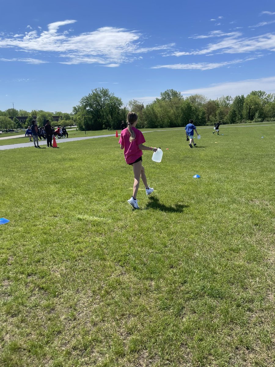 GundersonPE's tweet photo. Our very first Walk for Water relay! Century Wildcats have raised over $7,000 for those who do not have access to fresh water. @OSD135 @CenturyWildcats https://t.co/Wk95JVFMbL