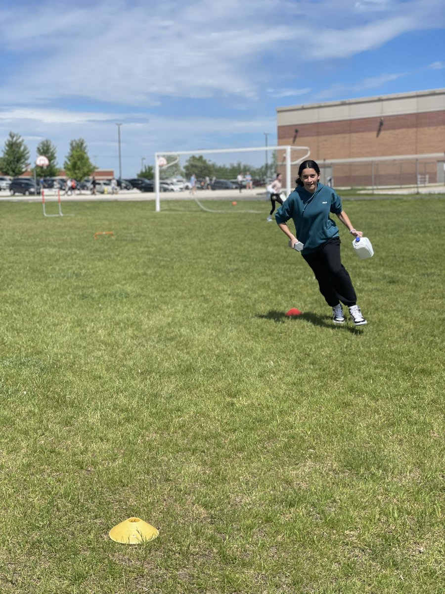 GundersonPE's tweet photo. Our very first Walk for Water relay! Century Wildcats have raised over $7,000 for those who do not have access to fresh water. @OSD135 @CenturyWildcats https://t.co/Wk95JVFMbL
