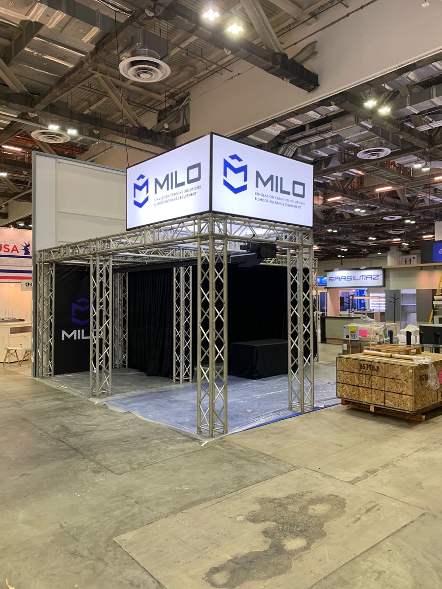 KallmanCS's tweet photo. #Buildup has begun in Singapore at @milipolasiapac, and our #custombuild for @MILO_LVC is really coming together! #TeamKallman is looking forward to seeing the finished product.

Check out our full portfolio here: https://t.co/ozhDUrg3JP https://t.co/CfnlV1oRGs