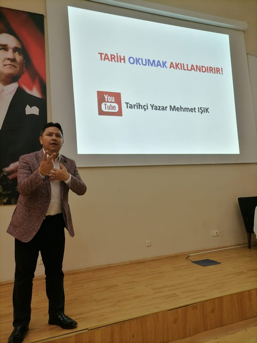 MalatyaKYGM's tweet photo. 📌 Tarihçi yazar Mehmet Işık  "Tarih okumak Akıllandırır" konulu seminerde öğrencilerimizle biraraya geldi.
📍Hacı Hafize Yurt Müdürlüğü
📍Malatya Kız Yurt Müdürlüğü
@kasapoglu @gencliksporbak https://t.co/lVpf7K2Jza