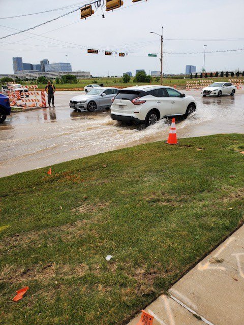 ATTENTION STONEBRIAR 
MEMBERS - All water supply to the Clubhouse has been temporarily shut off until further notice due to a 
water main break. We will continue to keep our Members updated. Thank you for your patience!