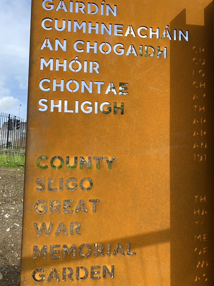 jackiemcguin's tweet photo. A very humid walk this morning, not the best idea when trying to teach straight after 🙈 New remembrance garden being built in #Cleveragh day 1233 of #1300daysofwalking #365crew #LoveSligo #DoorlyPark https://t.co/KqWEq7RNaW