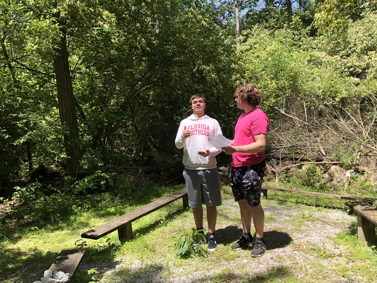 BioTeachMullins's tweet photo. Annual #APBio scavenger hunt time. Can you find the haploid adult organism in these pictures? How about the symbiotic relationship? #doingislearning https://t.co/n5zIp3PuHA