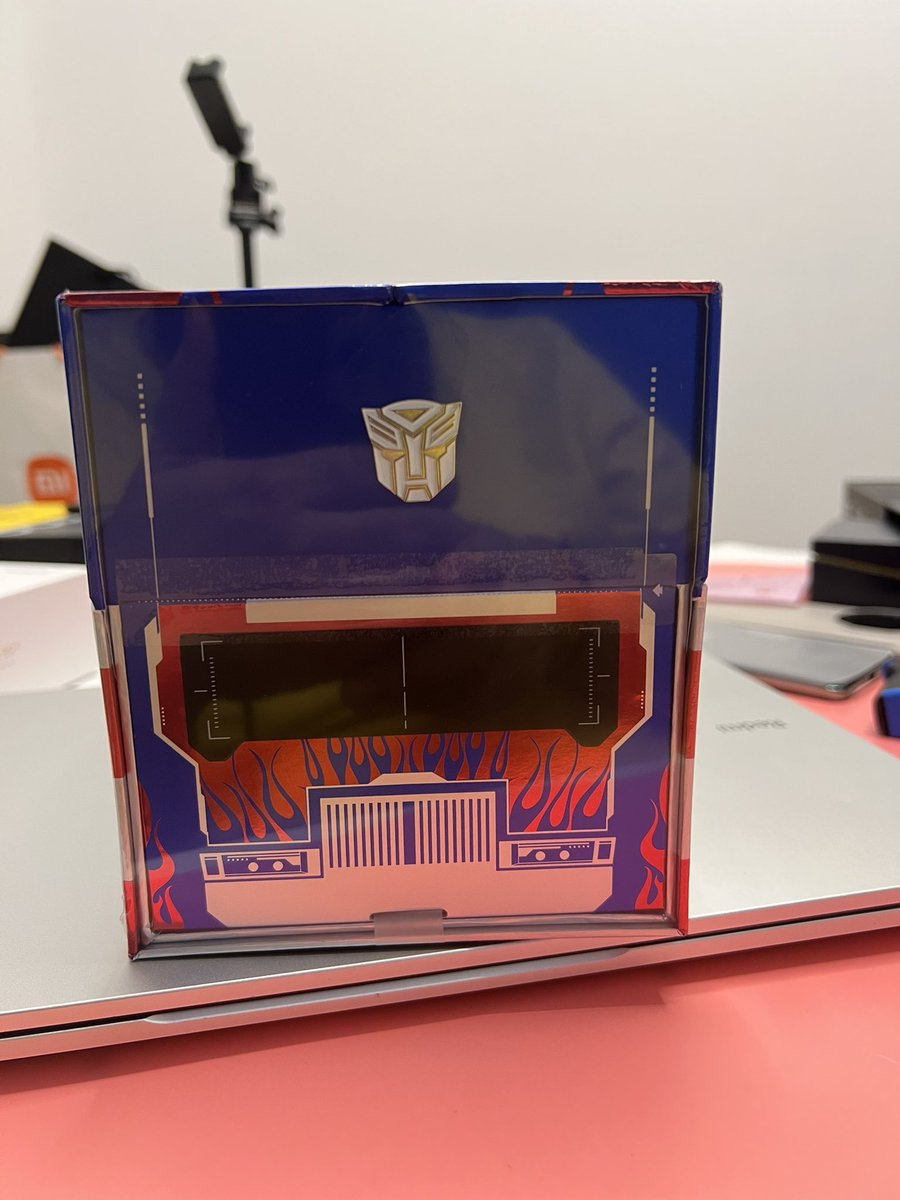 KaroulSahil's tweet image. RedMagic 7 Pro Transformer Edition is 🔥🔥 #RedMagic7Pro #TransformerEdition @redmagicgaming