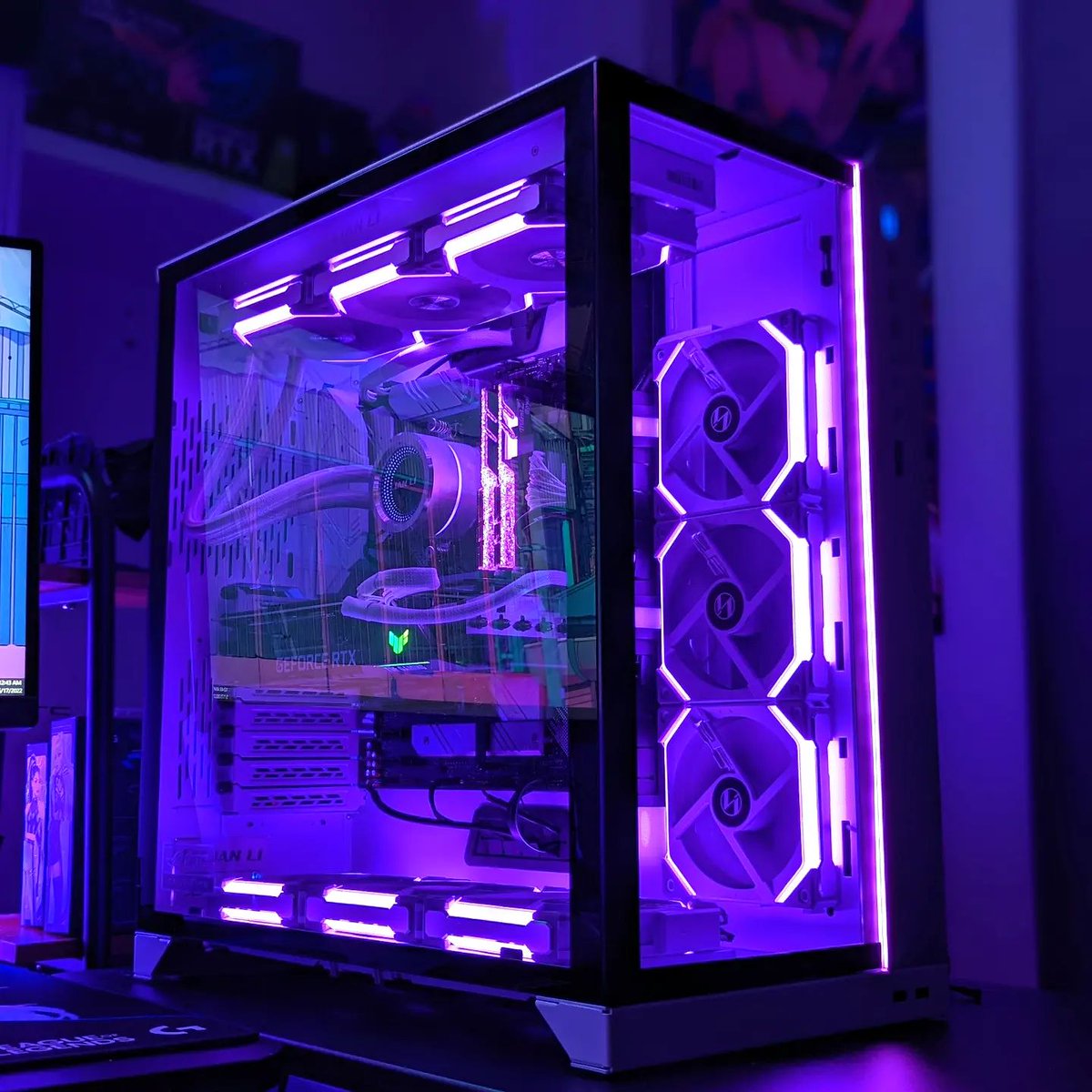 ShopExcite's tweet photo. EG2 looking amazing!! Also a few more weeks till we find out who's taking this gaming setup home! If you're looking for a chance to get in on this!!
Just head to our online store and grab some merch! #gamingpc #pcmasterace #streaming #gaming https://t.co/f0N7Dj0XyS