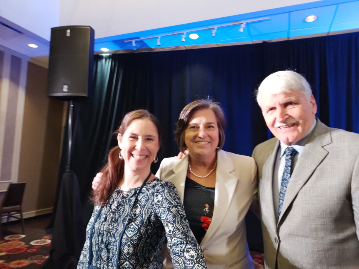 Met General Roméo Dallaire &amp; Marie-Claude Michaud. Compassion, Courage &amp; Leadership, &amp; Hope, Authenticity, Integrity, Love. Je me souviendrai toujours. W Drs. Suzette &amp; Eric Vermetten <a href="/romeodallaire/">General Roméo Dallaire</a>  <a href="/himarc/">The Heroes in Mind Advocacy & Research Consortium</a> <a href="/UofARehabMed/">UAlberta Rehab Med</a> <a href="/SuzettePhD/">Suzette Brémault-Phillips</a> #LeadershipBienvaillant #vulnerability #youth