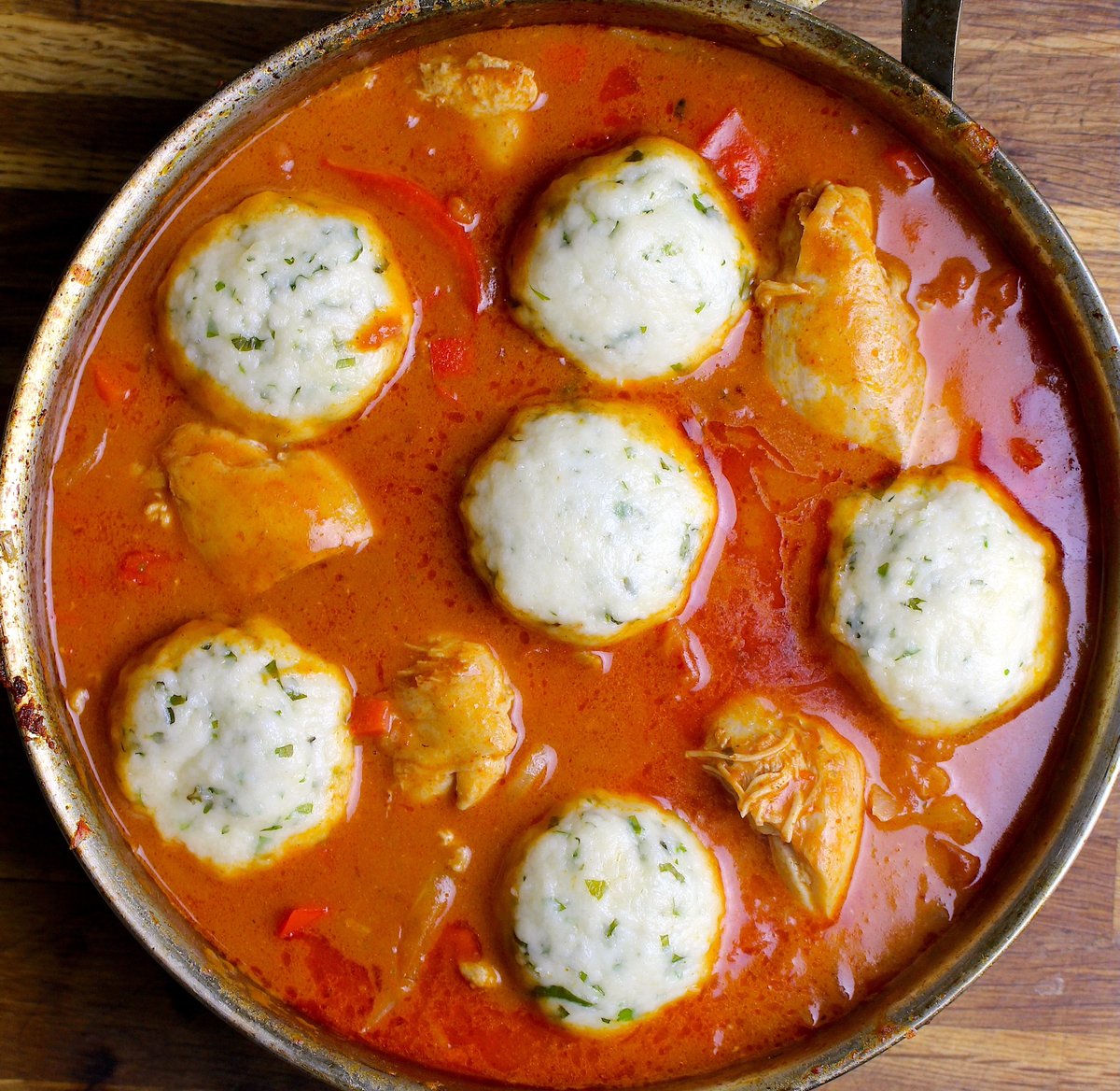 BwydSirGarFood's tweet photo. Chicken Paprikash with Herbed Dumplings
https://t.co/VFBkBcfkjj
#swper #swperbox #recipebox #foodbox #cardigan #lampeter #llandeilo #ammanford #narberth #swansea #carmarthenshire #pembrokeshire https://t.co/2DltgO6oPg