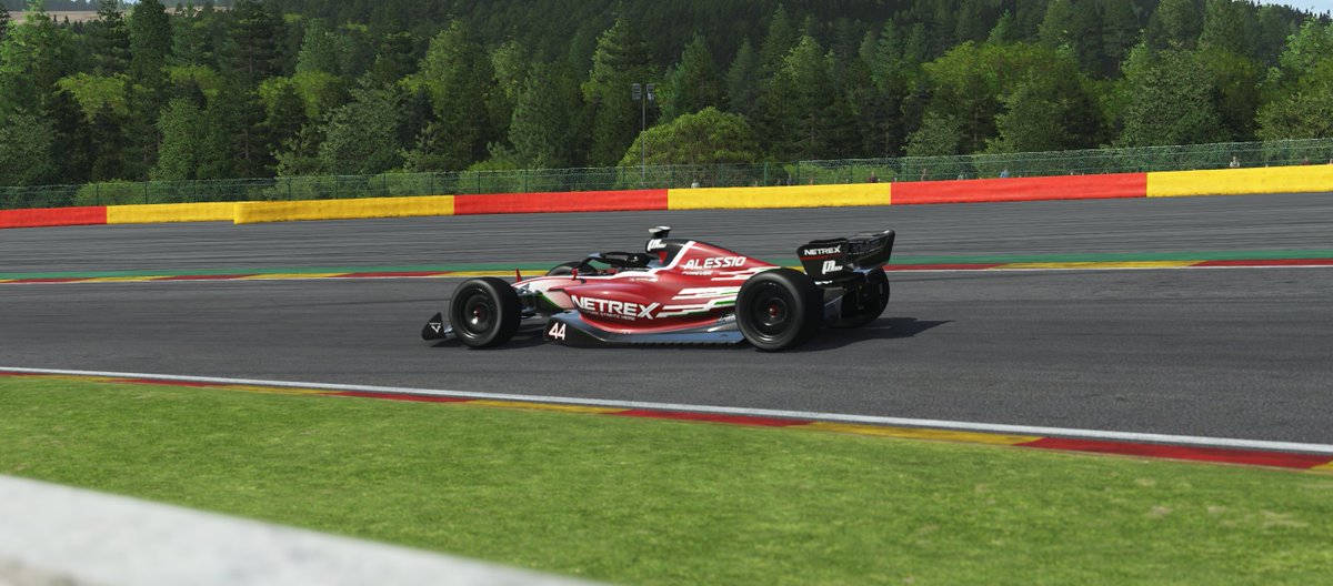 LiamHoward10's tweet photo. Nice day at the @FSR_esports ACA Belgium 🇧🇪 GP. Qualified 8th and finished 5th. Nice haul of points. Championship fight over for me now especially missing a future race which is a shame, but got great support in @NetrexGP lets go! Monza Next 🇮🇹 https://t.co/VBtudmIu99