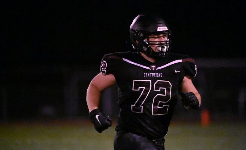 westpasports's tweet photo. Cole Spivak’s IQ puts him in the 98th percentile.

Knowing this, it comes as little surprise he was able to go from newcomer to football as a freshman at GCC to college commit for Carleton College football.

His story ⬇️🏈

📸: Bruce Shafer

https://t.co/Xj2iZjYzYI https://t.co/pqcTuKAQYe