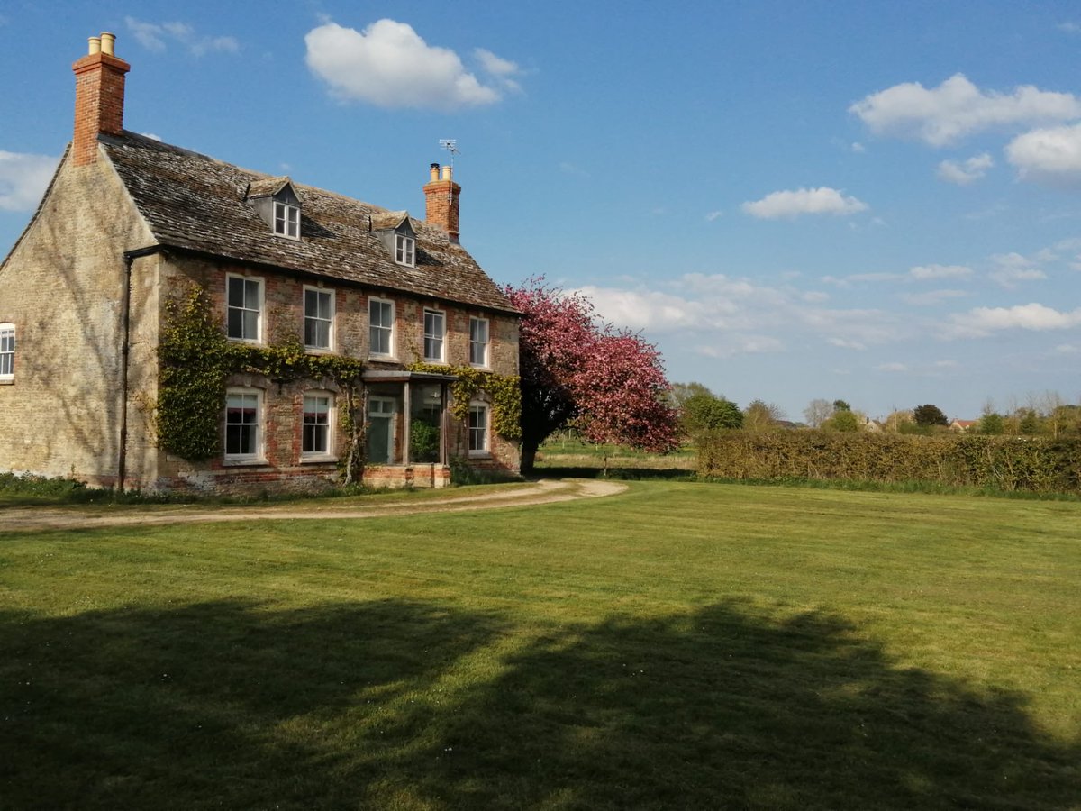 S_A_Hodge_MRICS's tweet photo. Full building survey grade 2 listed properties identifying long stand d…,, https://t.co/rEuFlc5N4b https://t.co/JgRgWruBz0