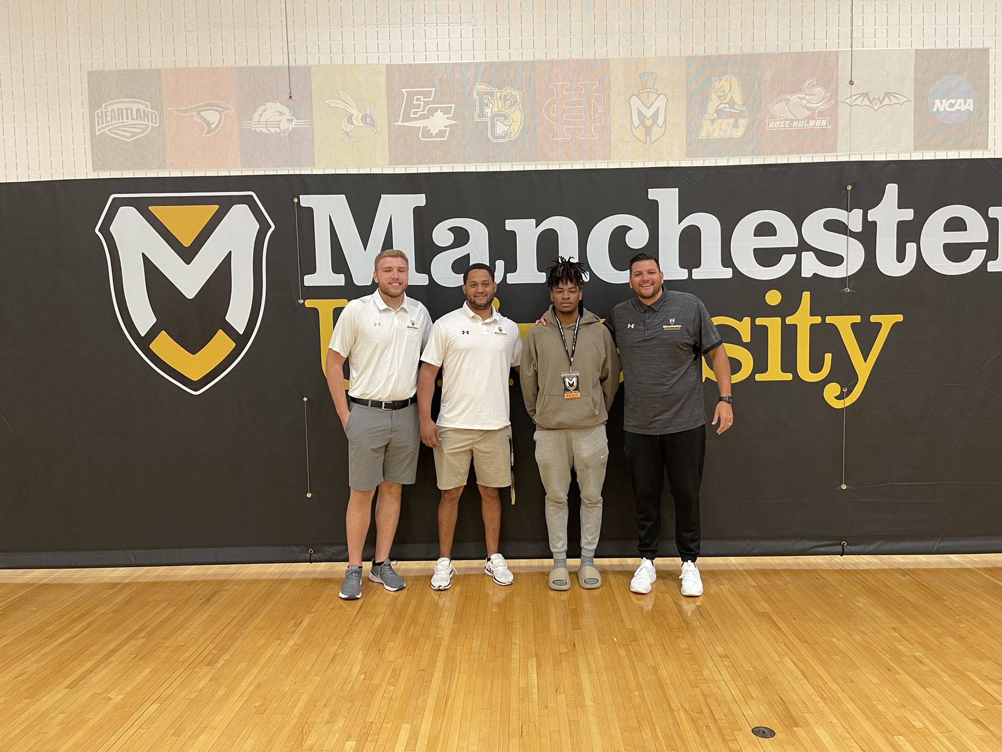 Rodney Gates Jr. (R_Gates1) / Twitter