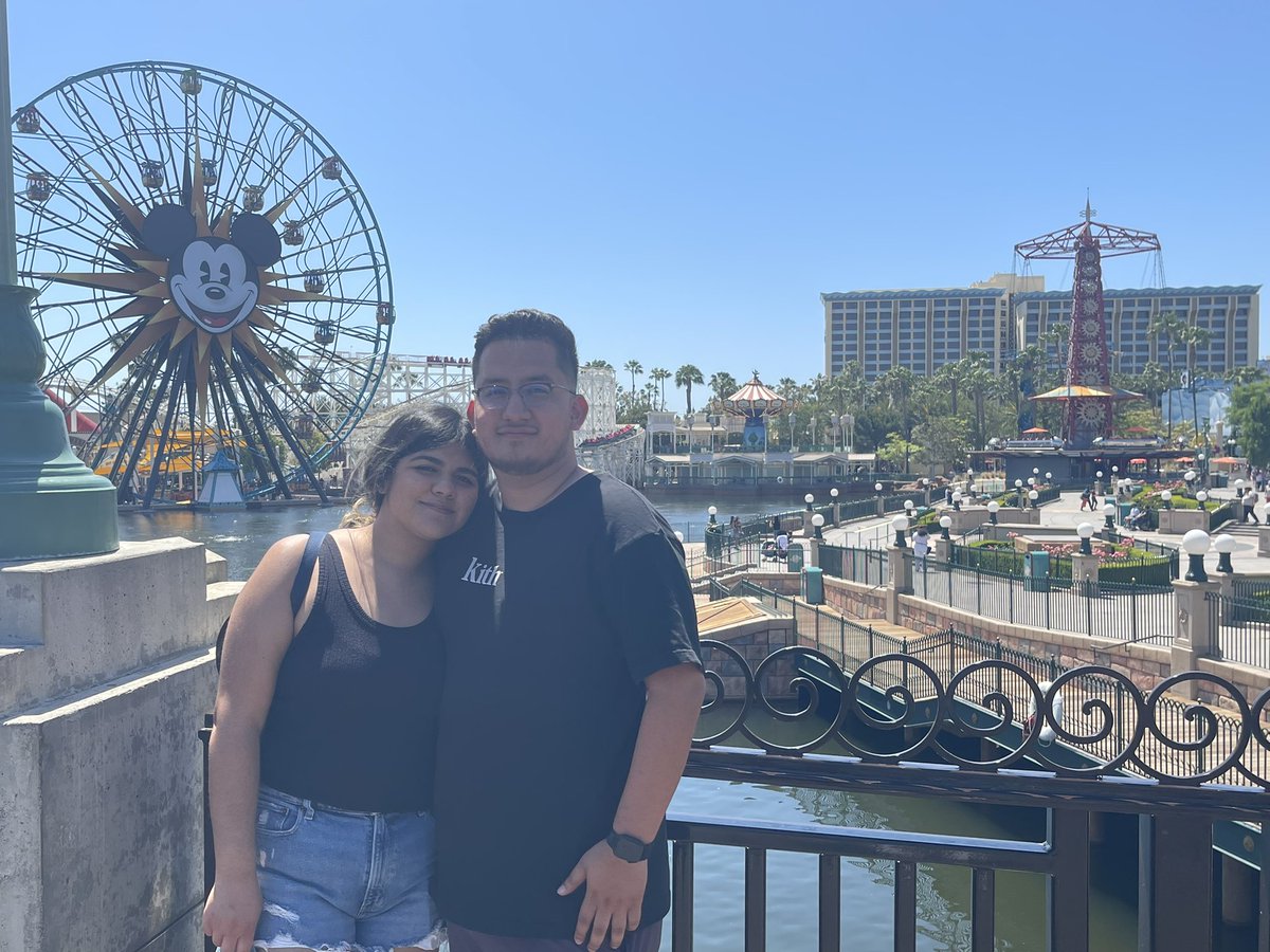 danilachvz's tweet photo. 7 years w/ u isn’t enough 🥰 https://t.co/PGAr6ZBAIg
