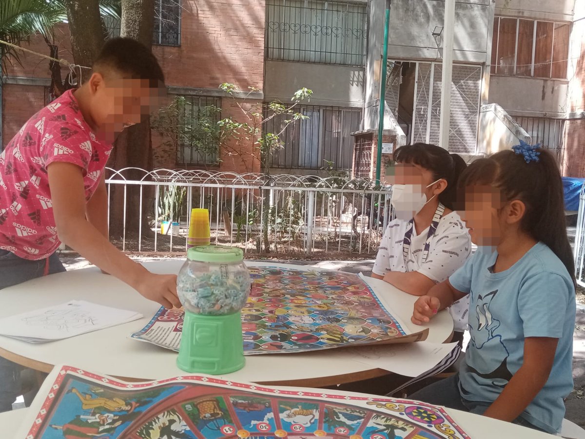 HABITUSAC's tweet photo. Como cada domingo, nos lanzamos con la comunidad de San Pablo Xalpa en Azcapotzalco, para hacer Switch entre el arte, el juego y el deporte. https://t.co/7XNRSvkEVp