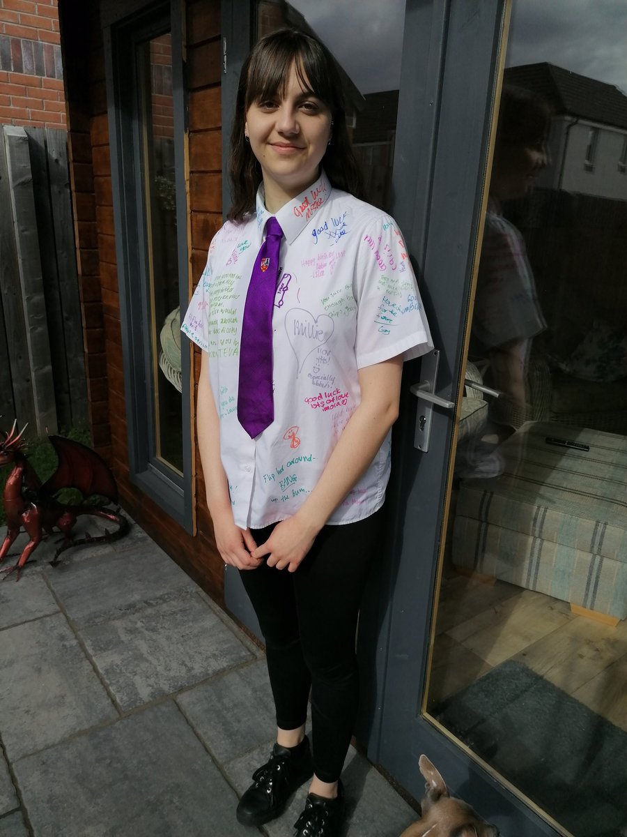 Joolsie2008's tweet photo. I cannot begin to describe how proud I am of this young lady. After studying her socks off and working so hard at highers and advanced highers she has today received an unconditional offer for Edinburgh University in Archiology and Ancient history! https://t.co/2vpO3hxXVB