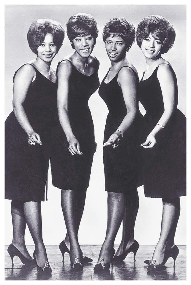 alexbop72's tweet photo. The Chiffons en BOP STREET AMERICAN MUSIC 33 https://t.co/DY1kA8gtRb