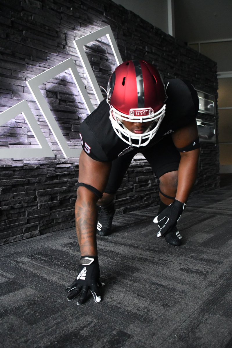 reggiejones224's tweet photo. Had a great official visit this weekend @TroyTrojansFB thank you @cole_popovich @CoachJonSumrall for making me feel at home https://t.co/uFkFmz42Hg