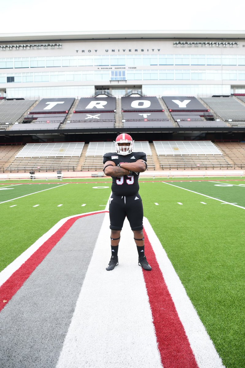 reggiejones224's tweet photo. Had a great official visit this weekend @TroyTrojansFB thank you @cole_popovich @CoachJonSumrall for making me feel at home https://t.co/uFkFmz42Hg