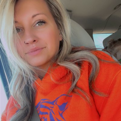 HannahRie7's tweet photo. #NewProfilePic https://t.co/ZFAFE7n94q
