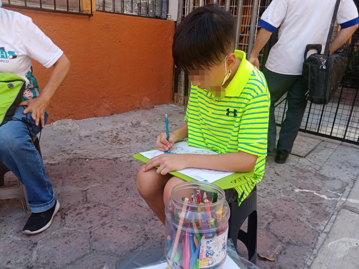 HABITUSAC's tweet photo. Los viernes son días de hacer Switch en el centro histórico, mediante el juego, el deporte y el arte. https://t.co/iA6uFMl3LY
