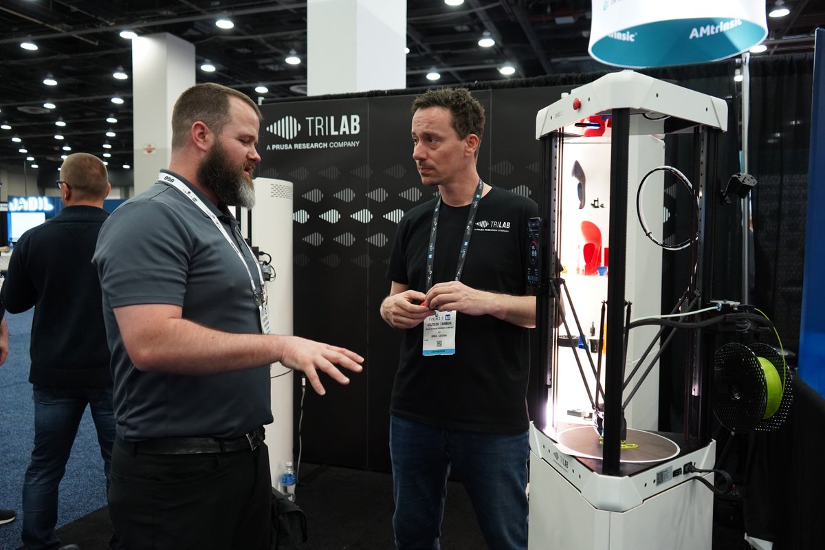 Trilab3D's tweet photo. 📸 Day 1/3 on @RAPID_Event, Detroit (🇺🇸Michigan, USA). Visit our booth #1336 with professional delta 3D printers until 5 PM.
#event #firstday #3Dprinting #detroit https://t.co/ClbMWIirsj