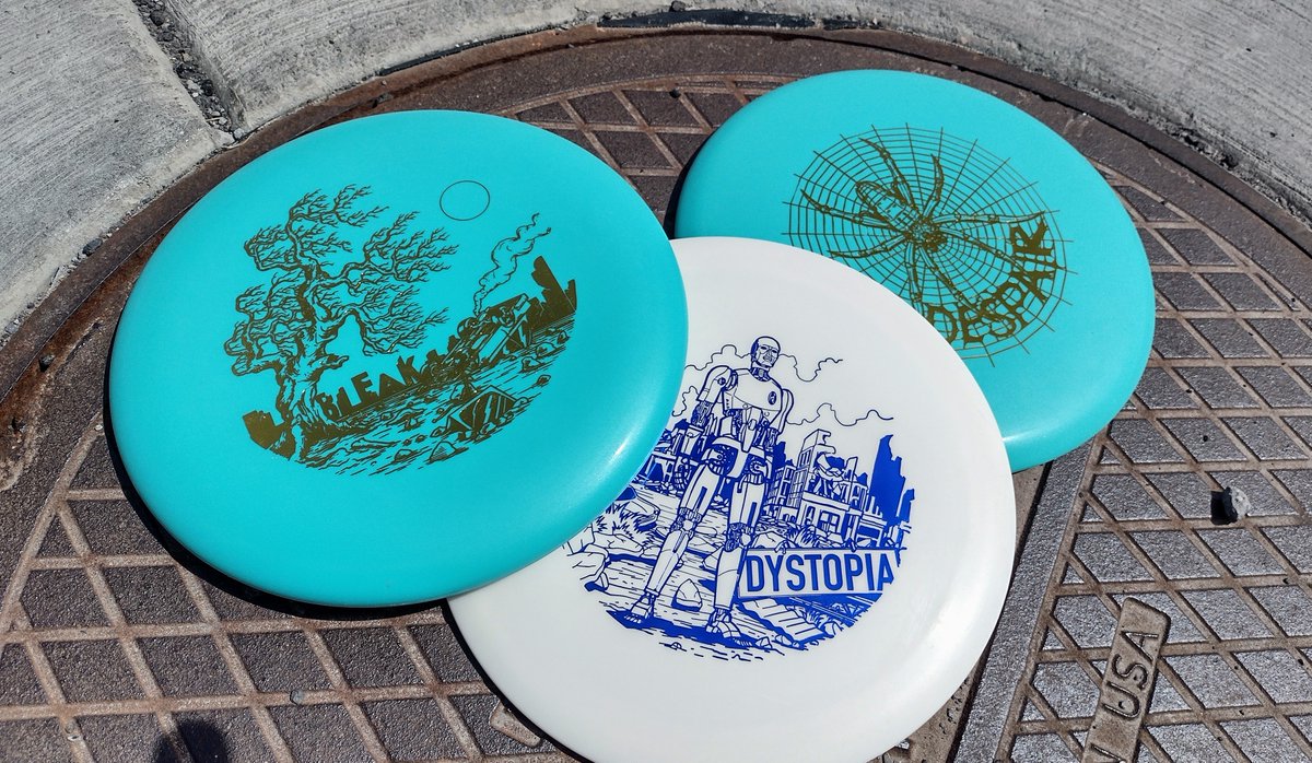 Three more Doomsday Discs have been approved. The Bleak putter, Despair mid-range, and Dystopia driver. We're celebrating by giving a set of the 3 away in base plastic from the latest prototype test run. Just like and share this post for a chance to win.

pdga.com/technical-stan…